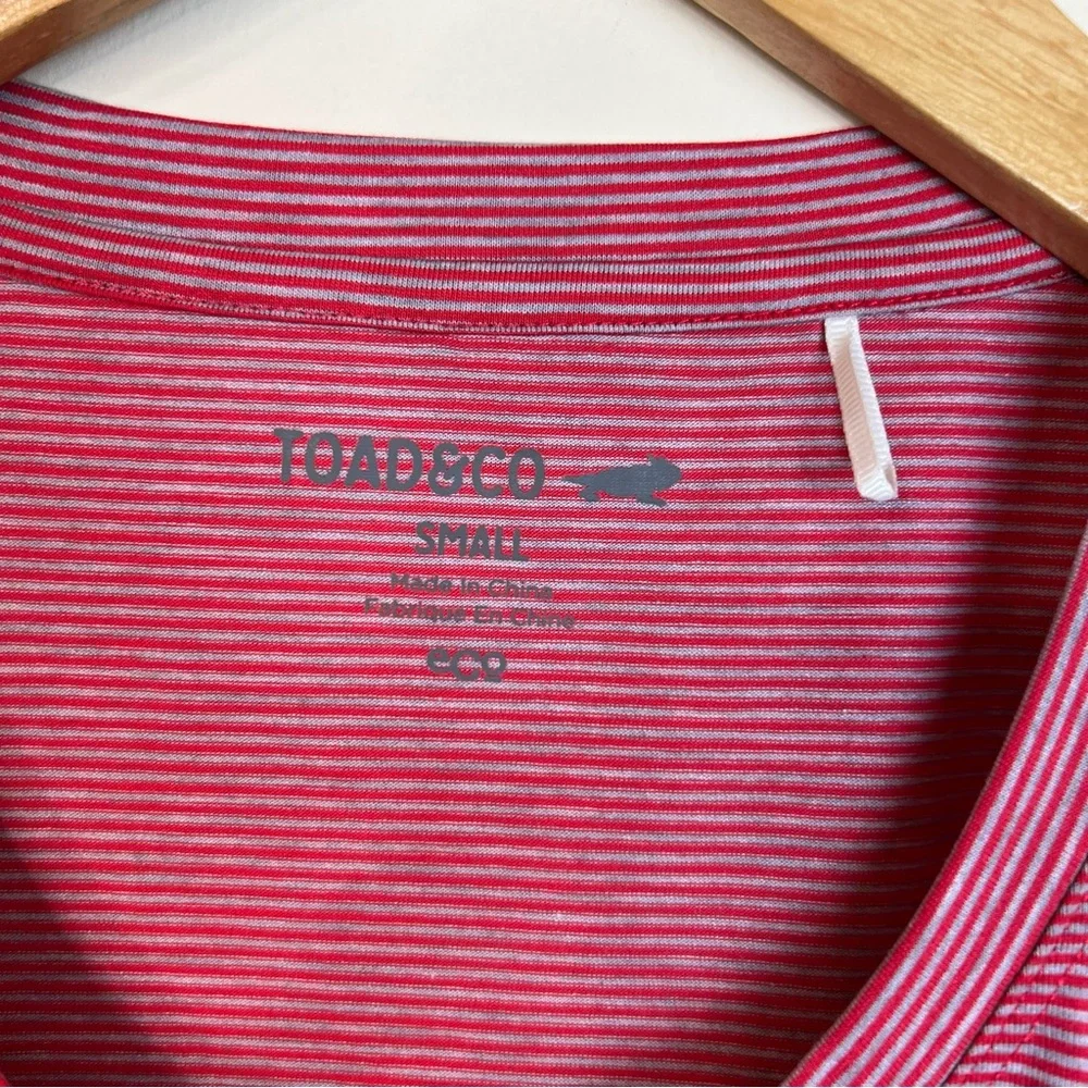 Toad & Co Swiftly Breathe Tee Size Small - Picture 2 of 6